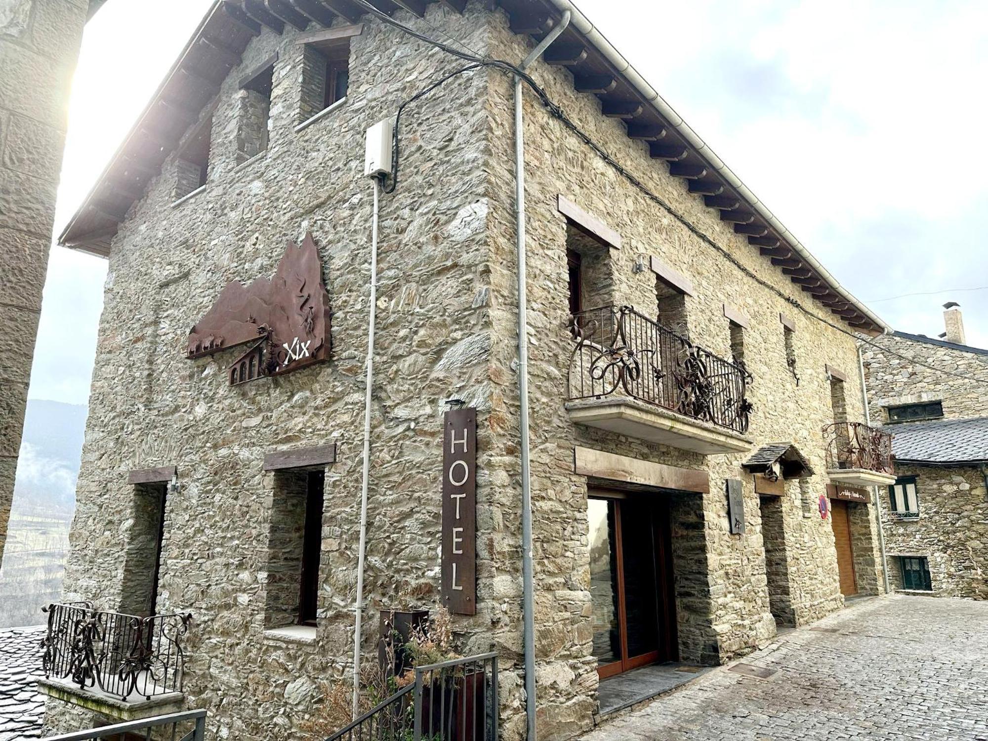 فندق Rural L'Ortiga Blanca كيرالبس المظهر الخارجي الصورة