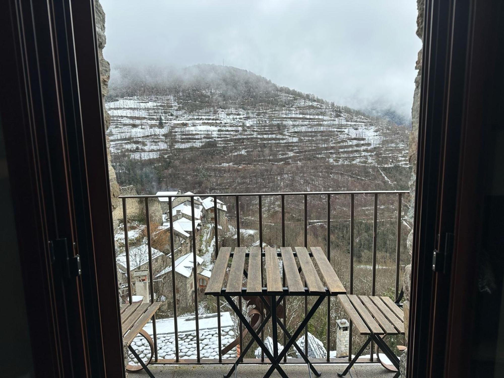 فندق Rural L'Ortiga Blanca كيرالبس المظهر الخارجي الصورة
